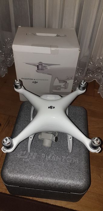 Dji phantom 4 Advanced w bdb stanie