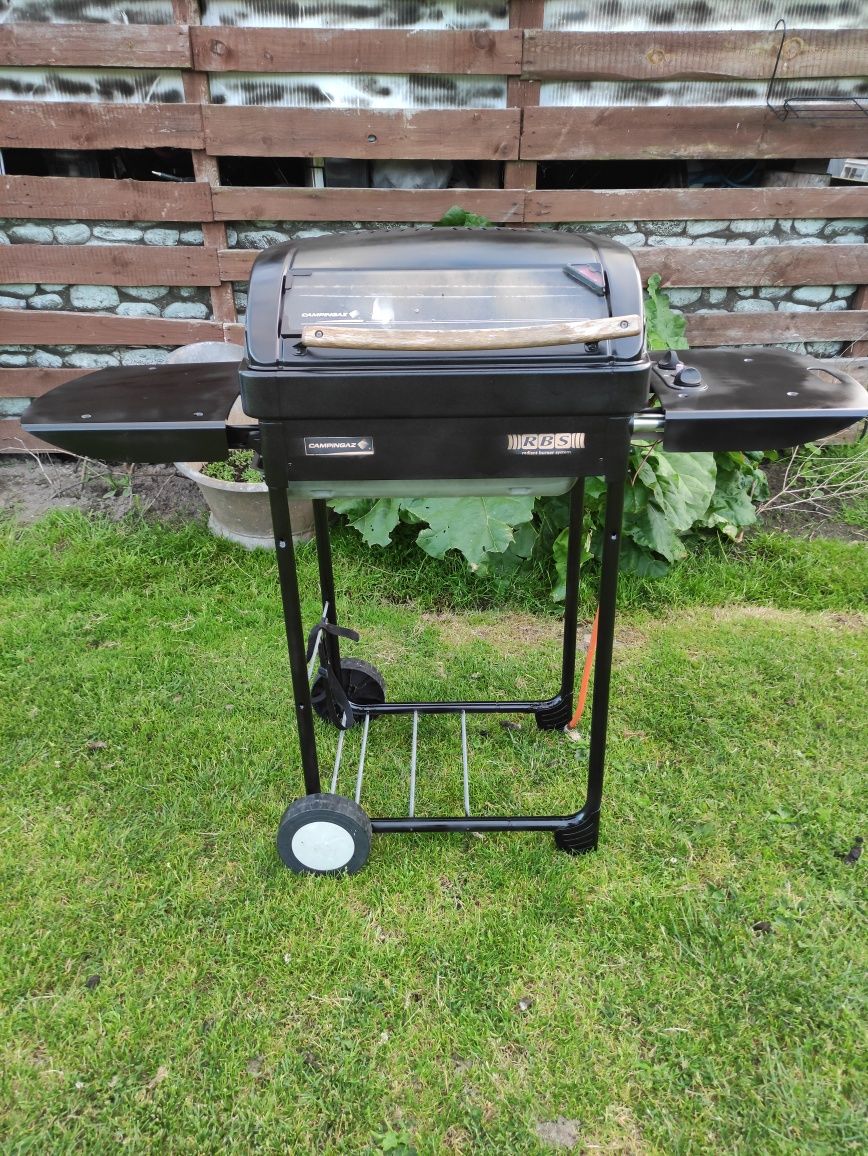 Grill gazowy z promiennikiem gazowym / palnikiem podczerwieni RBS