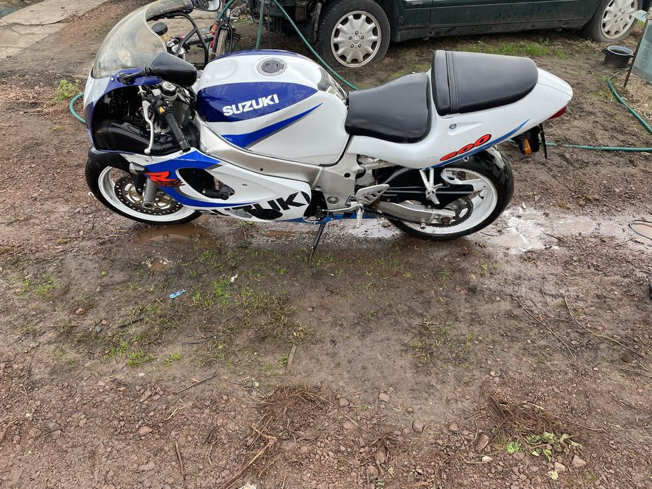 Suzuki GSXR 600 Srad na kat.A2