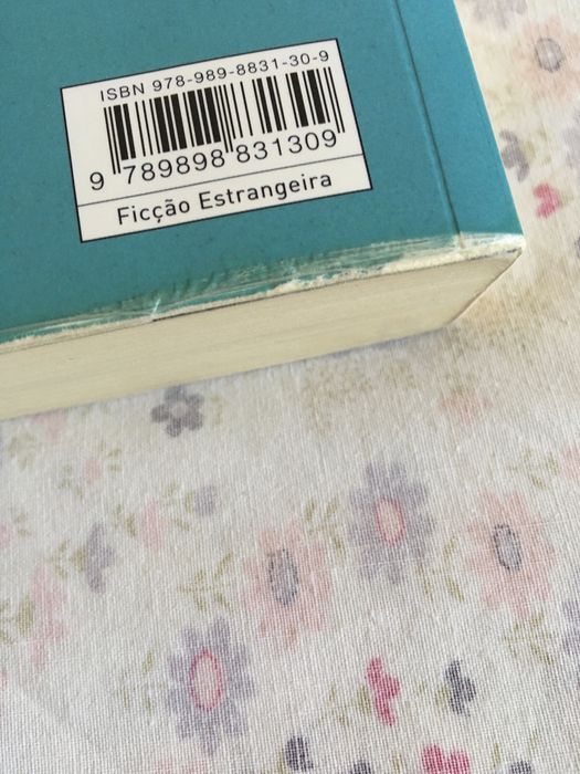 Livro Amizades Improváveis de Jonathan Evison - portes incluídos