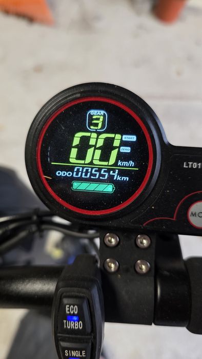 Hulajnoga elektryczna Kaabo mantis 8  niebieski