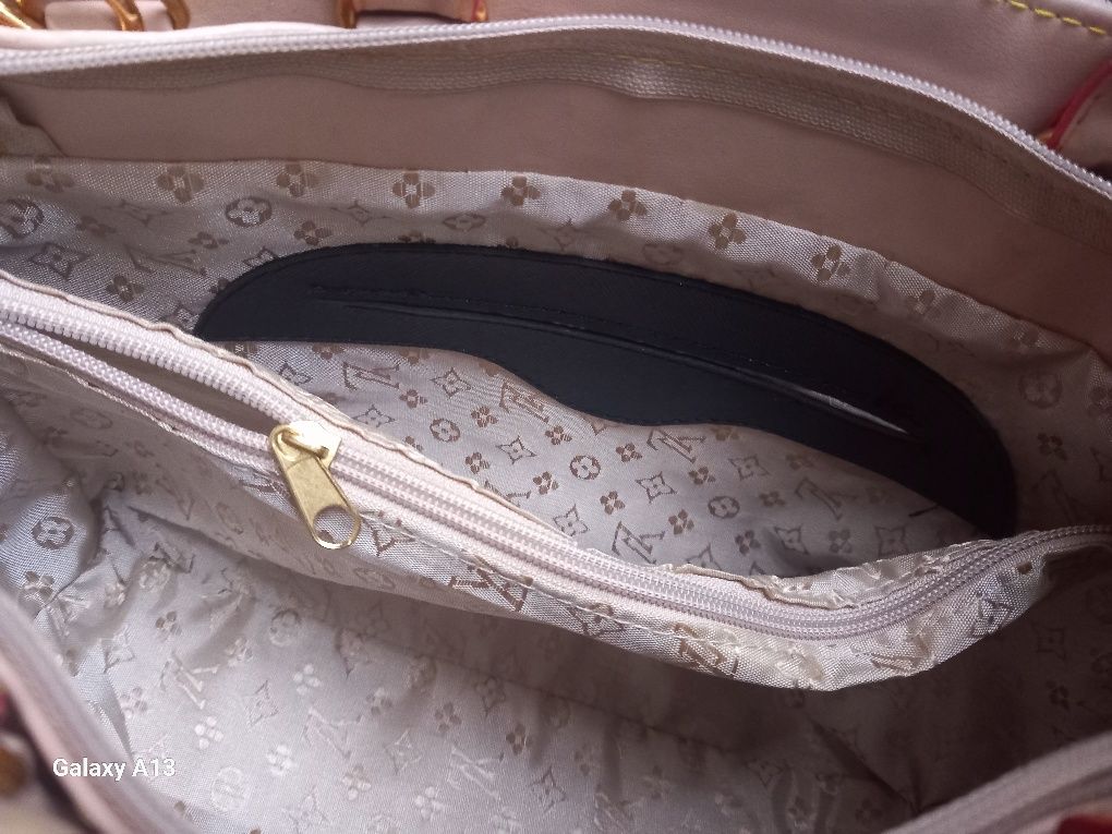 Louis vuitton torebka jasna