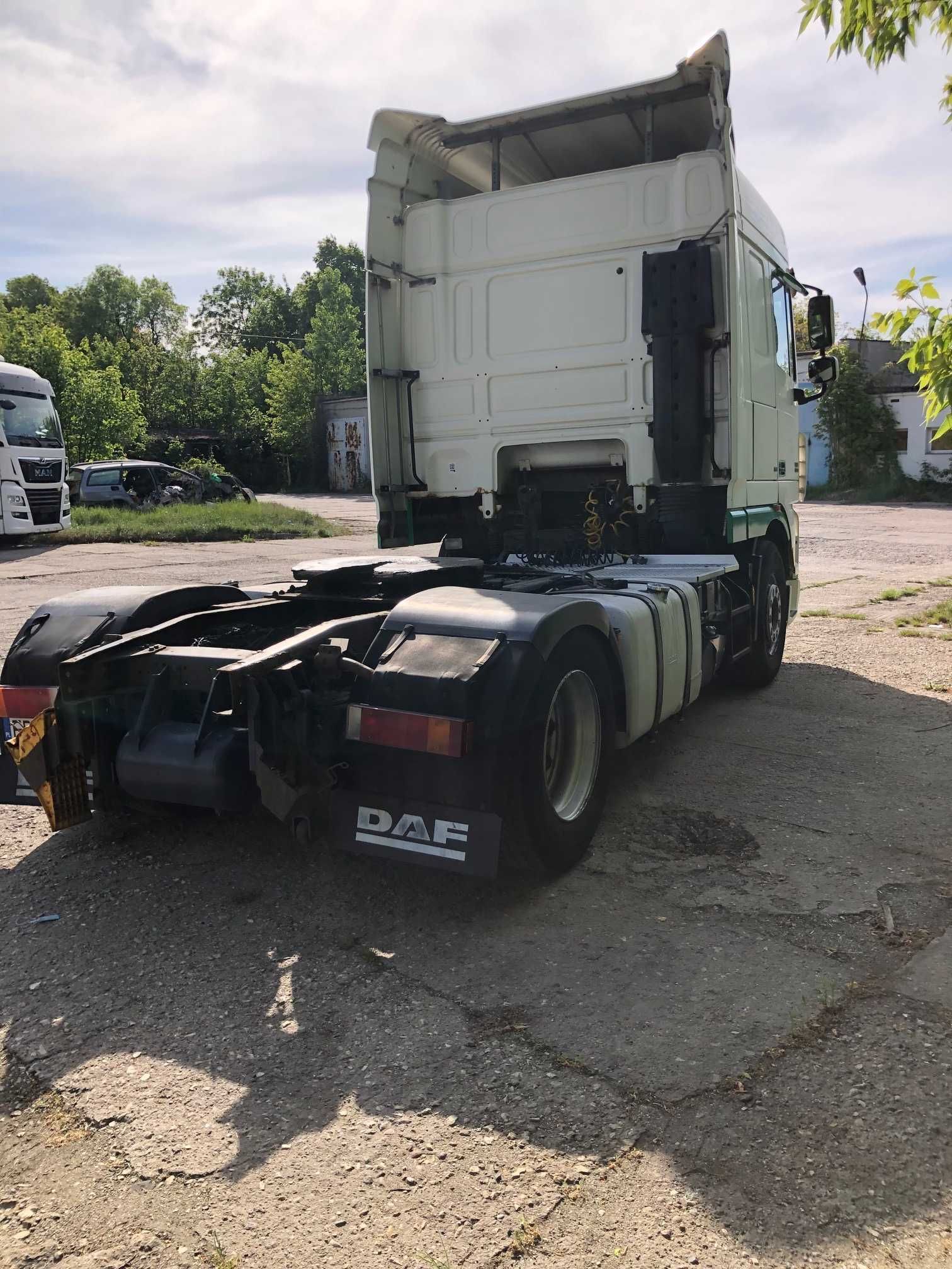 Ciągnik samochodowy DAF XF 105