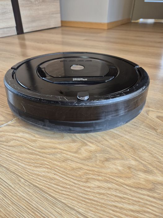 Robot sprzatajacy Roomba 876