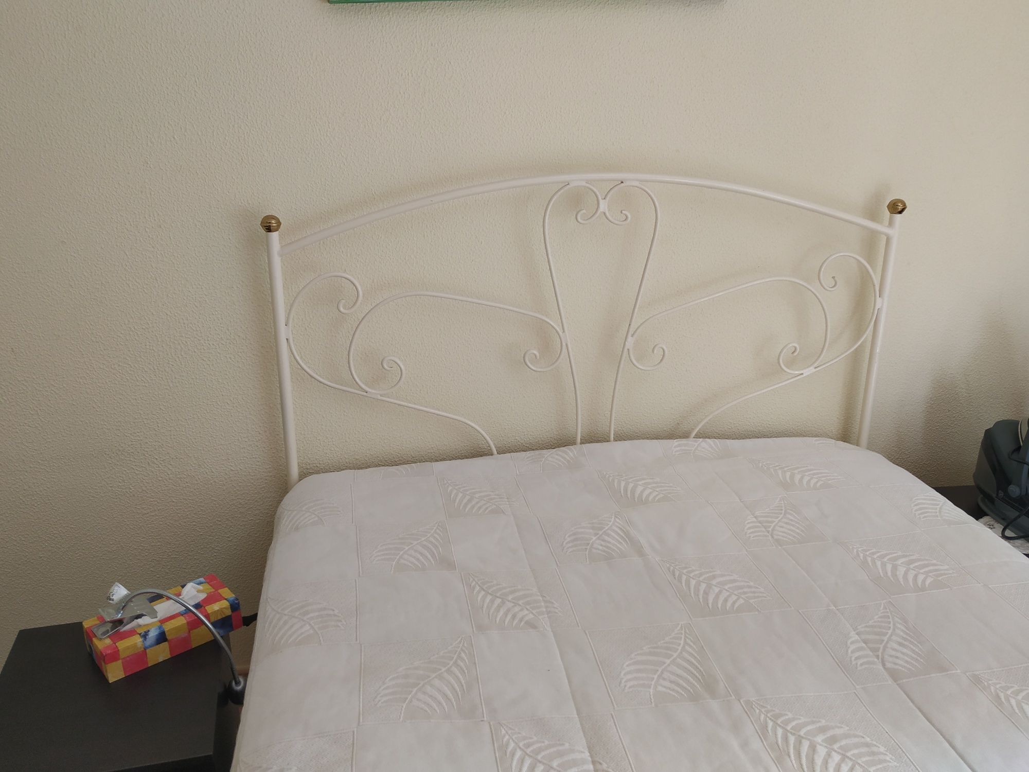 Cama de ferro casal+colchão com estrado
