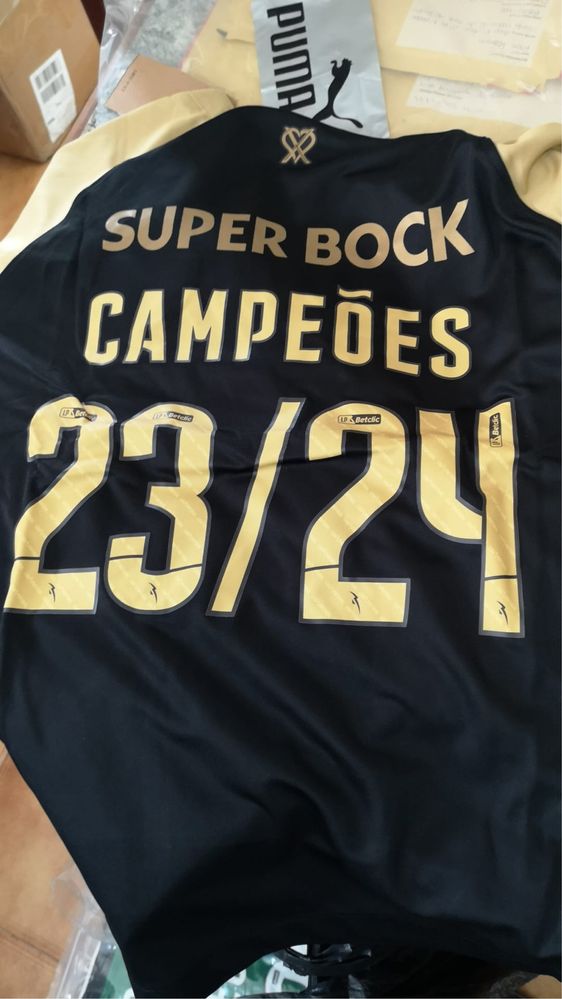 Camisolas do campeao nacional S ao L