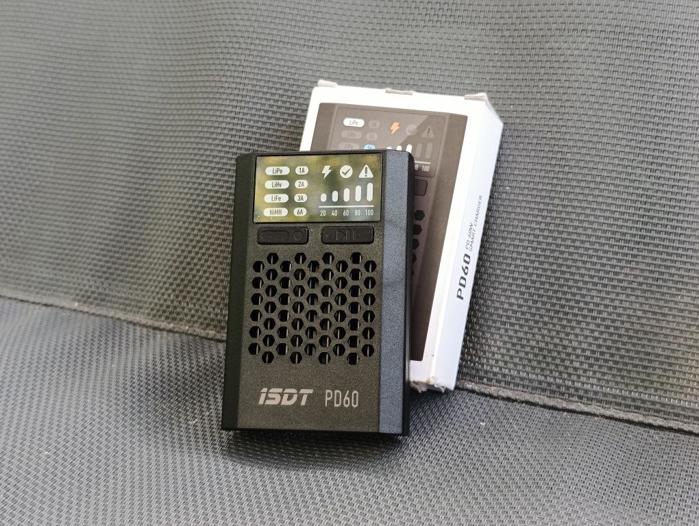Ładowarka ISDT PD60 60W 6A 2-4S LiPo LiHV NiMH FPV RC Stan Idealny