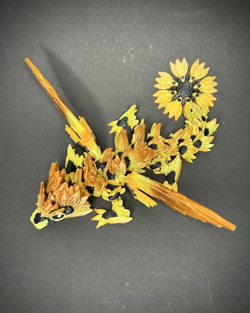 Przegubowy skrzydlaty smok słonecznik 29cm figurka