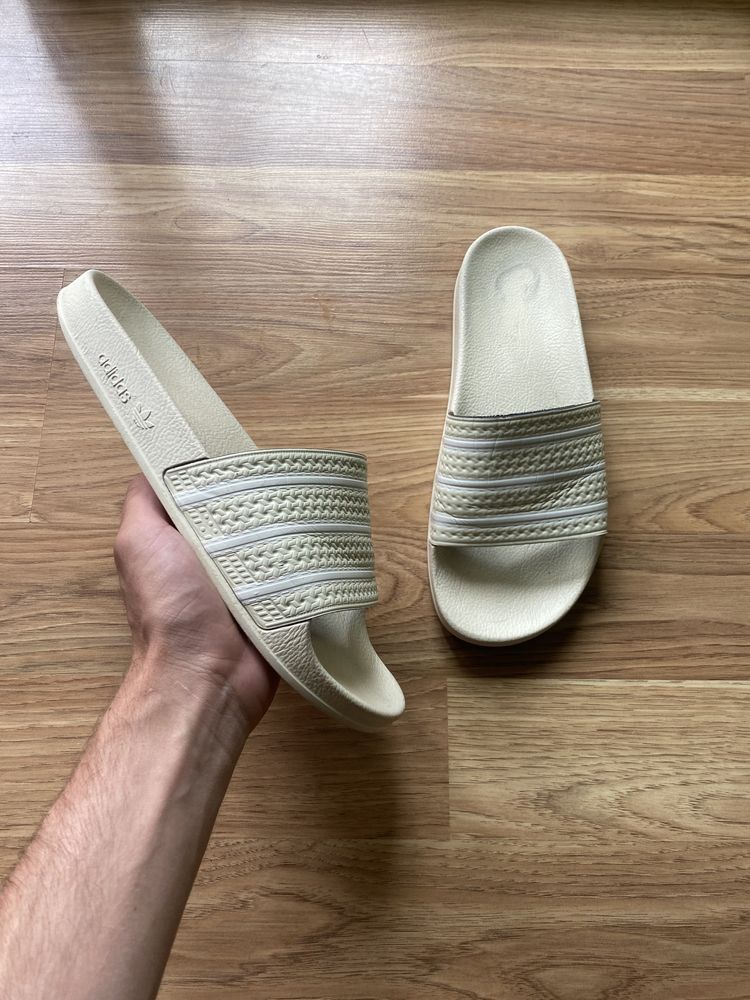Оригінальні чоловічі шльопанці Adidas