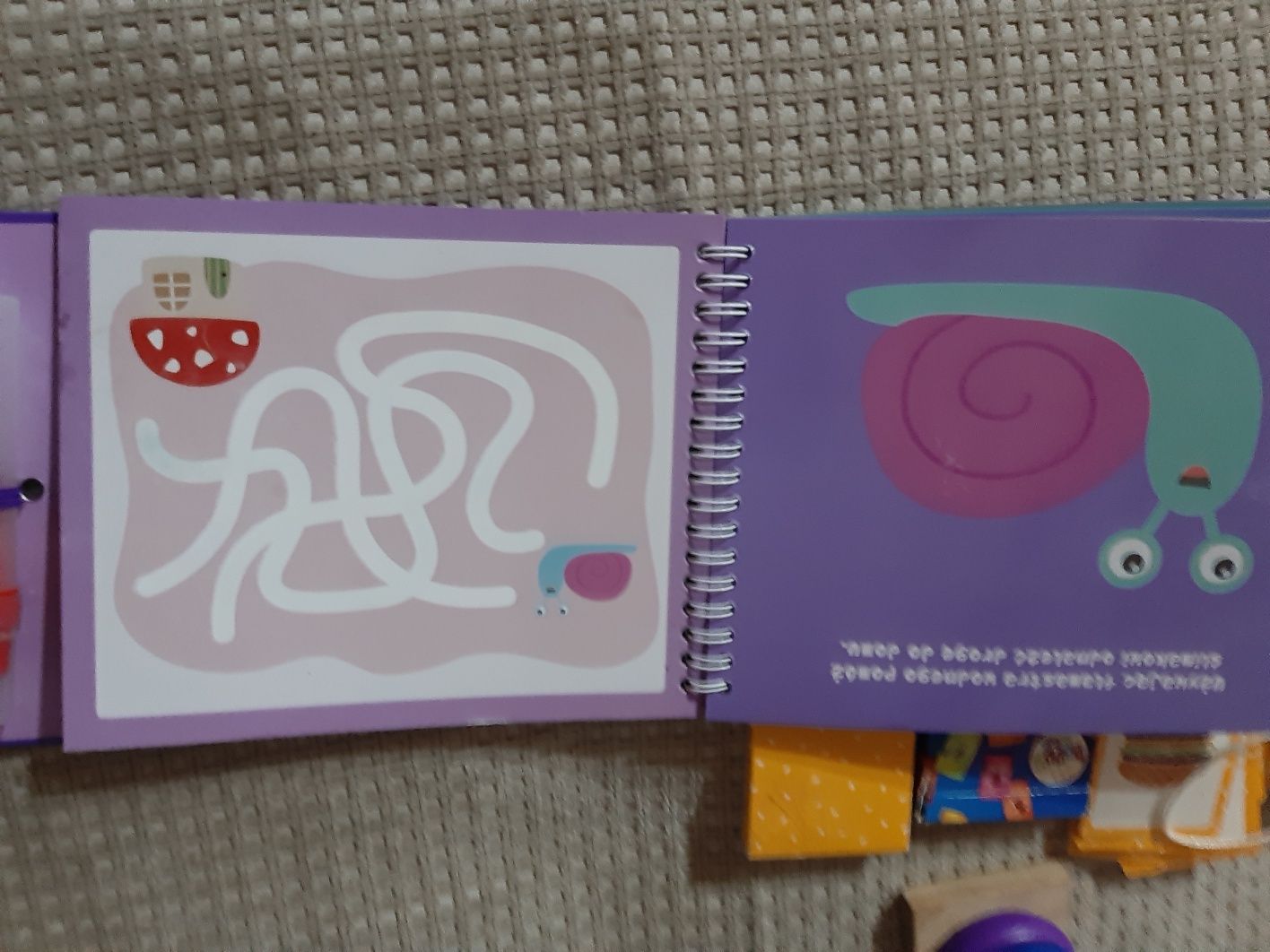 Zestaw zabawek edukacyjnych sorter tablica magnetyczna klocki krokodyl