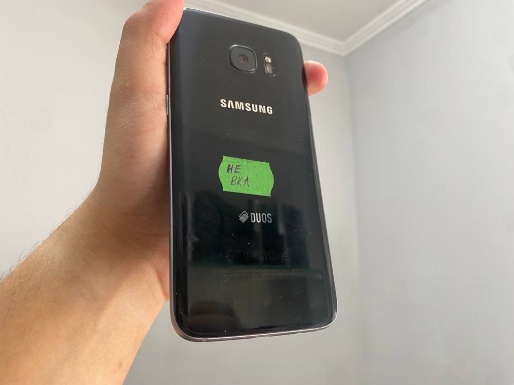 Смартфон Samsung Galaxy S7 Edge