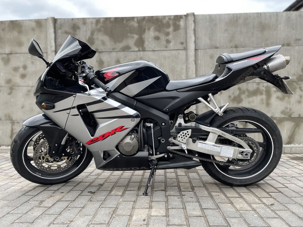 Honda cbr 600 rr pc37