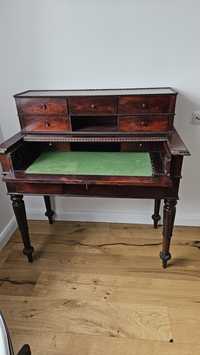 Stare piekne biurko drewniane