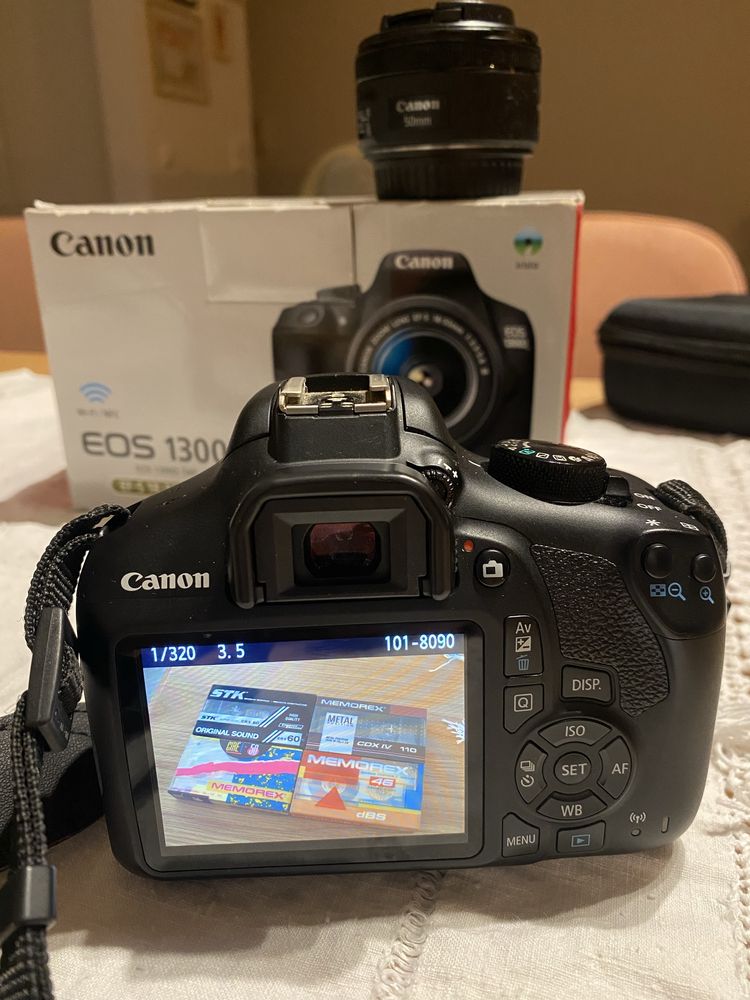 Canon 1300d com kit lens + lente 50 mm