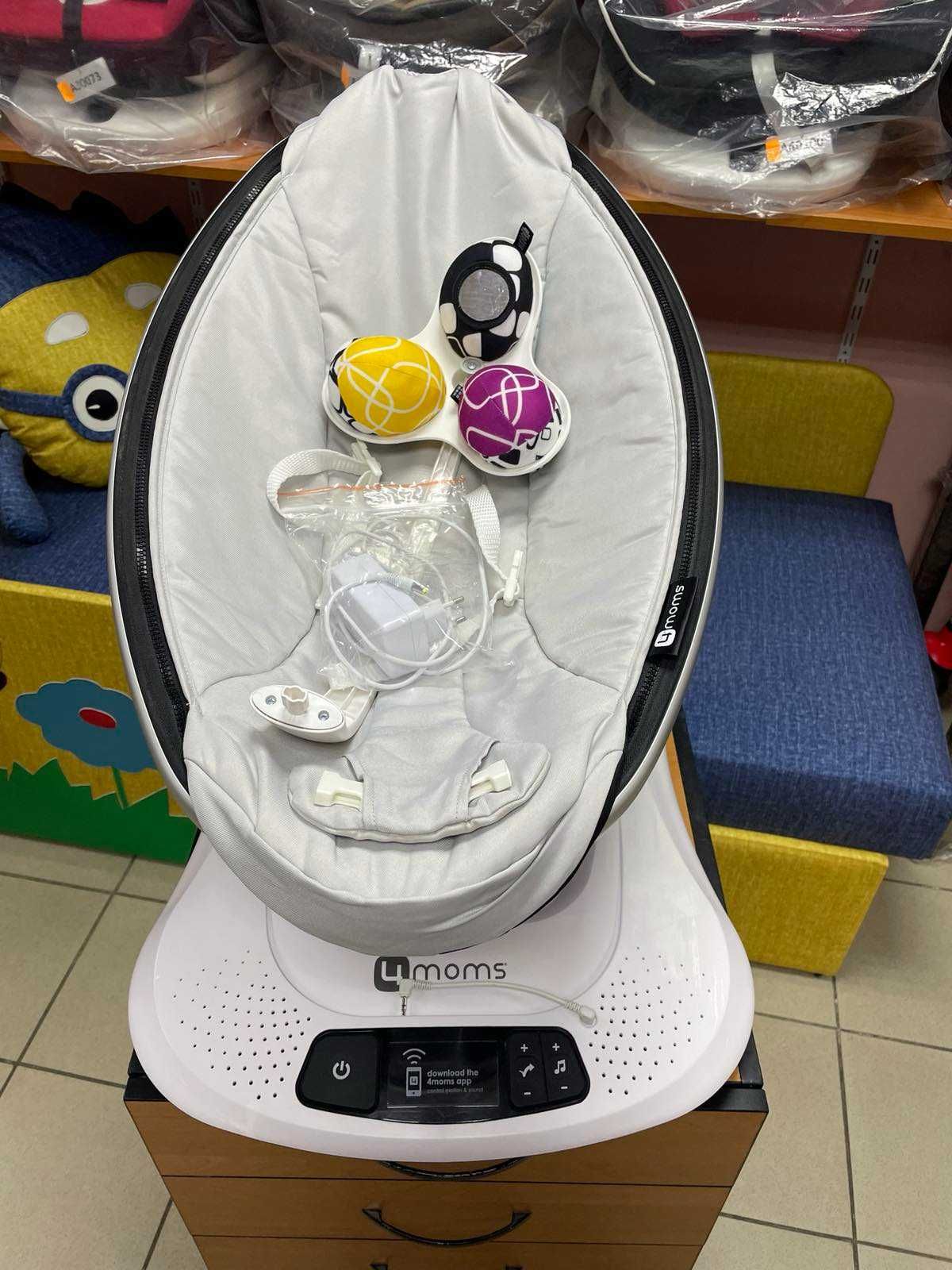 Заколисуючий центр 4Moms MamaRoo 4.0  Київ