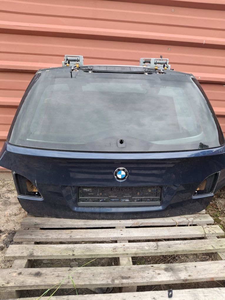 Klapa BMW E61 Touring Kolor Tiefseblau