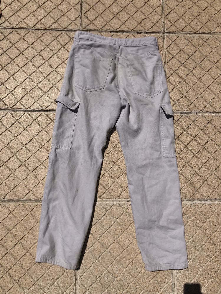 Calcas cargo cinza