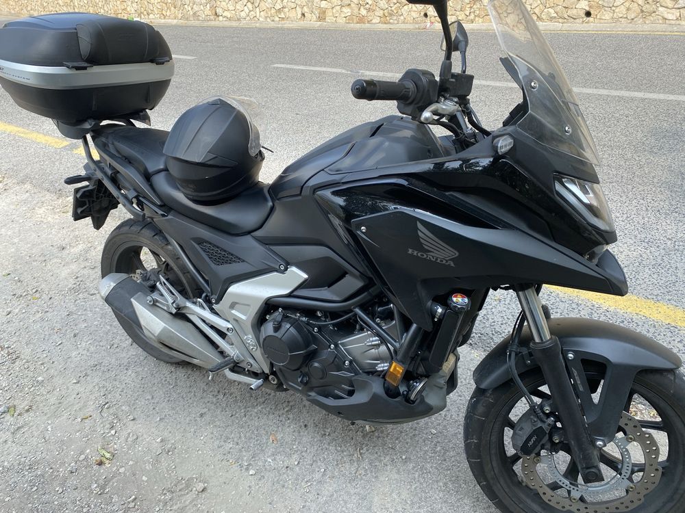 Honda NC 750 x .