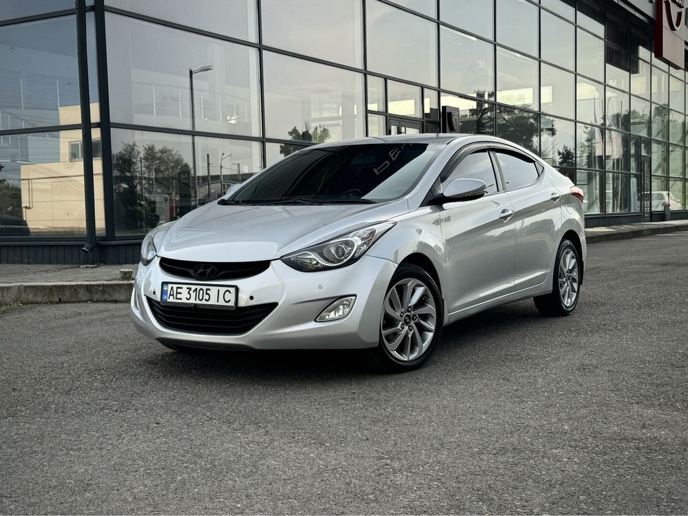 Hyundai Elantra 2012 1.6 AT OFFICIAL