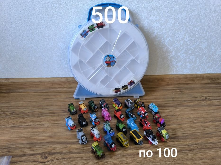 Фірмовий паровозик поїзд Томас Thomas and friends