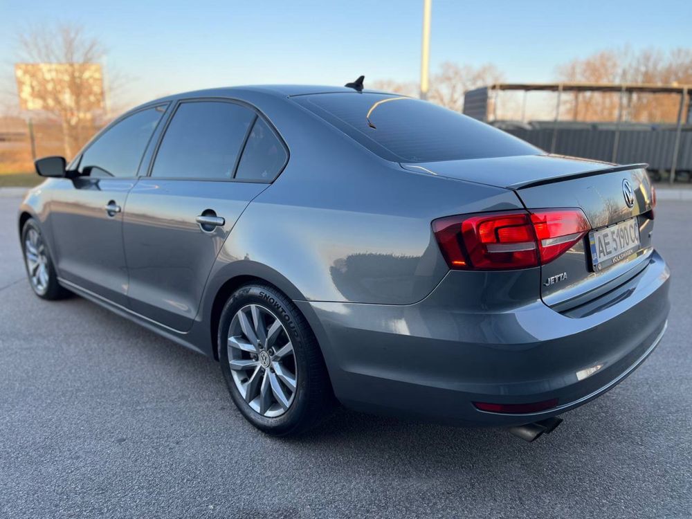 Volksvagen Jetta 1,8 TSI 2015