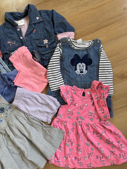 Zestaw ubrań dla dziewczynki rozmiar 74