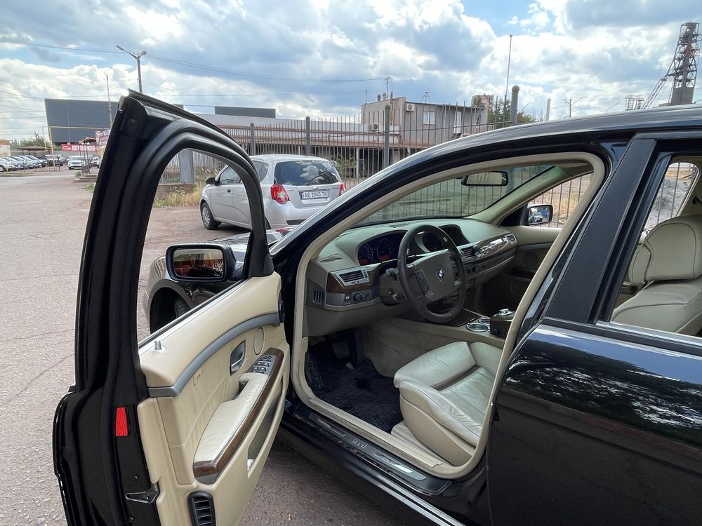 Bmw 735i можливий обмін