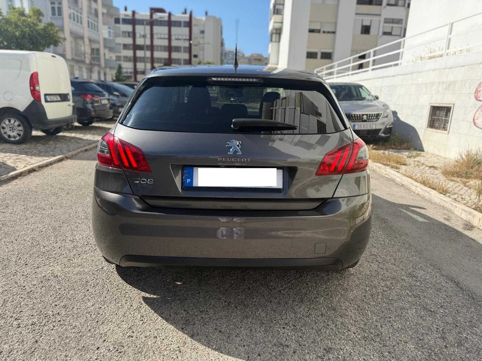Peugeot 308 – Poucos Quilómetros