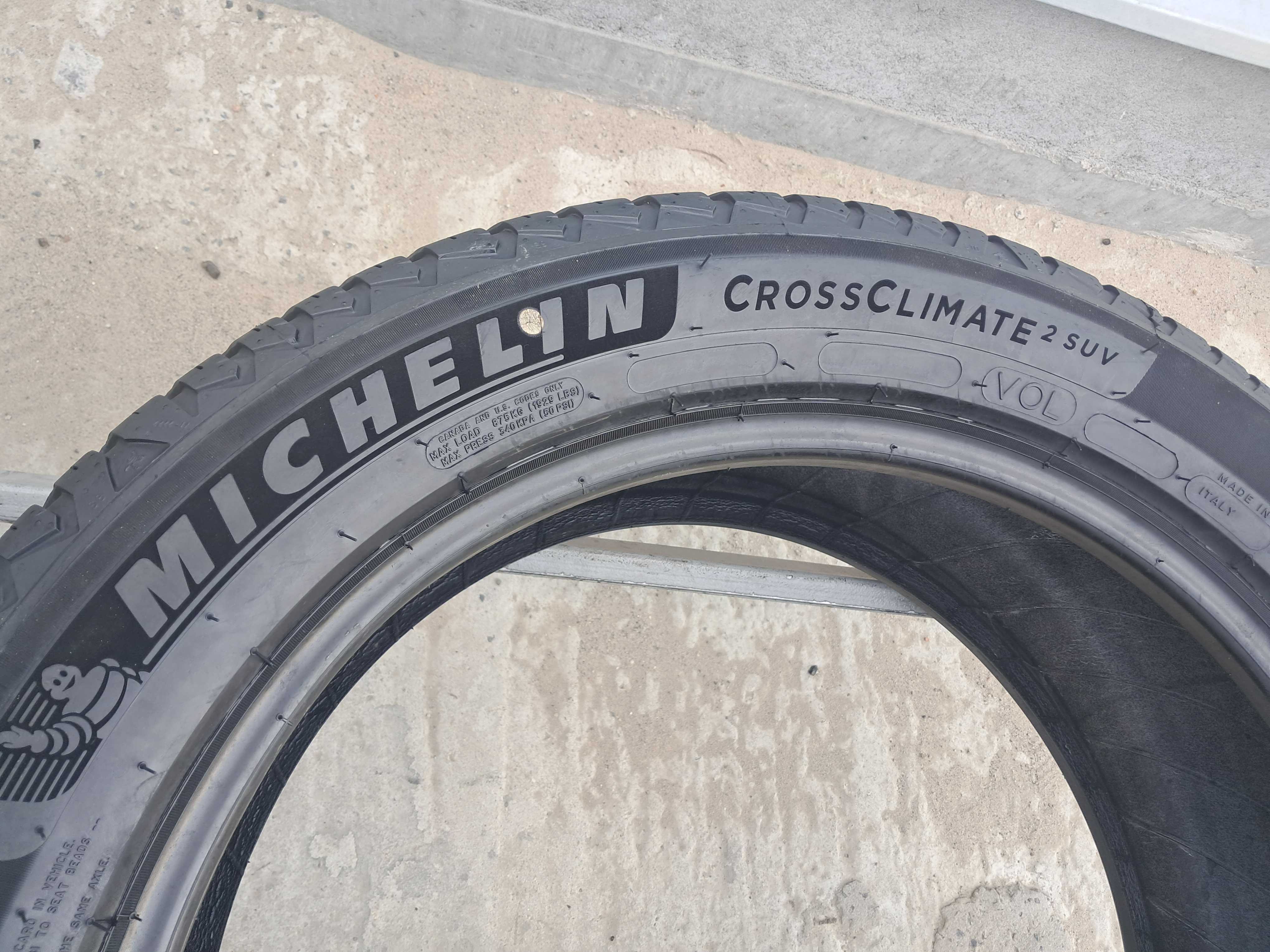 Резина всесезонна, нова,  Michelin Cross Climate 2 SUV 235\50 R19