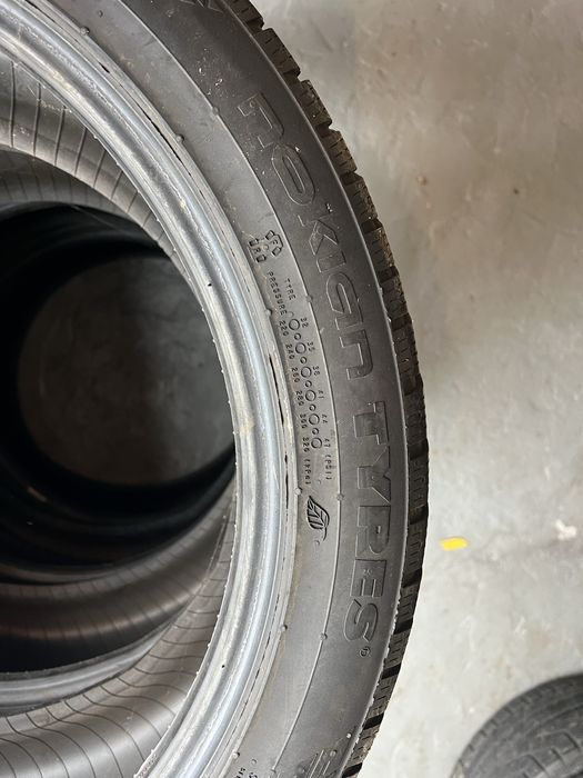 Шини Nokian 235/45/18