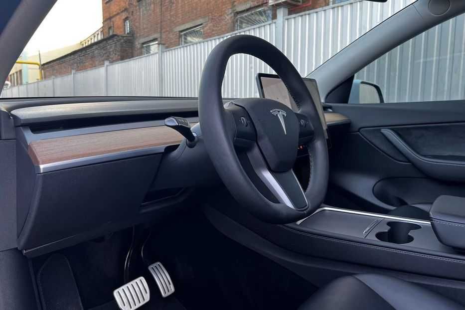 Продам Tesla Model Y 2021 dual motor
