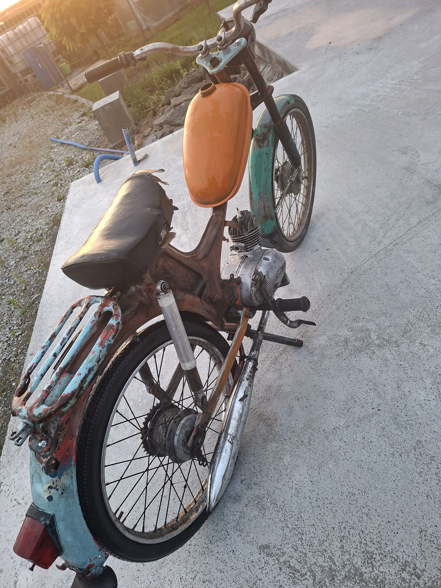 Romet komar 2350