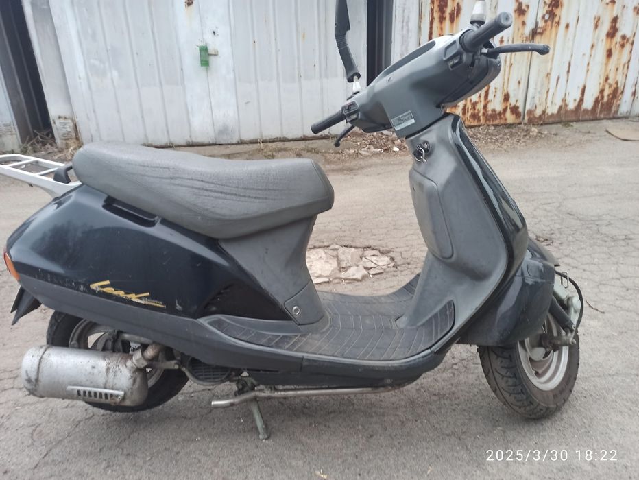Скутер Honda Lead 90