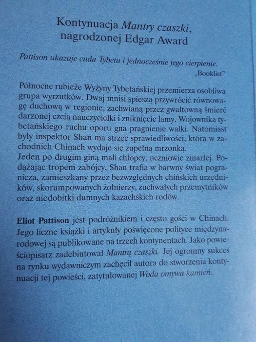 "Woda omywa kamien"