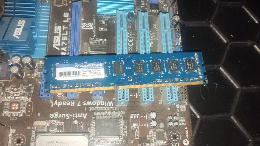 AMD Phenom II X6 1045T