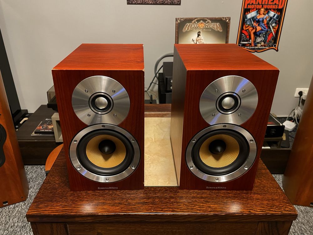 Kolumny podstawkowe Monitory  Bowers Wilkins CM1