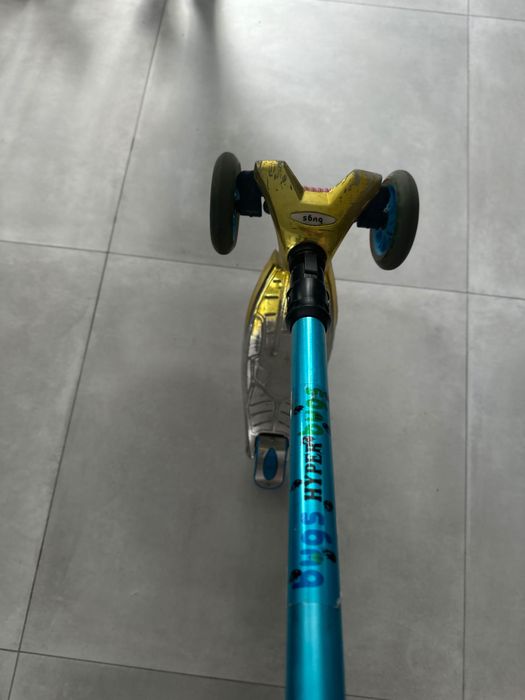 Самокат детский Bugs Hyper chameleon