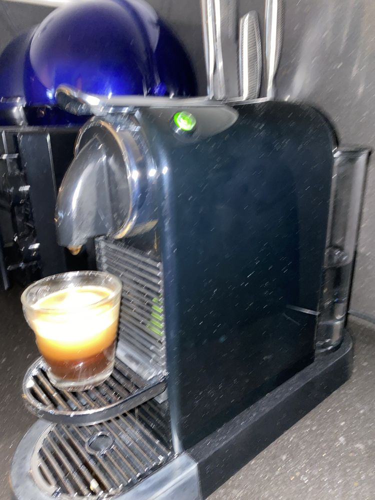 Maquina de cafe nespresso