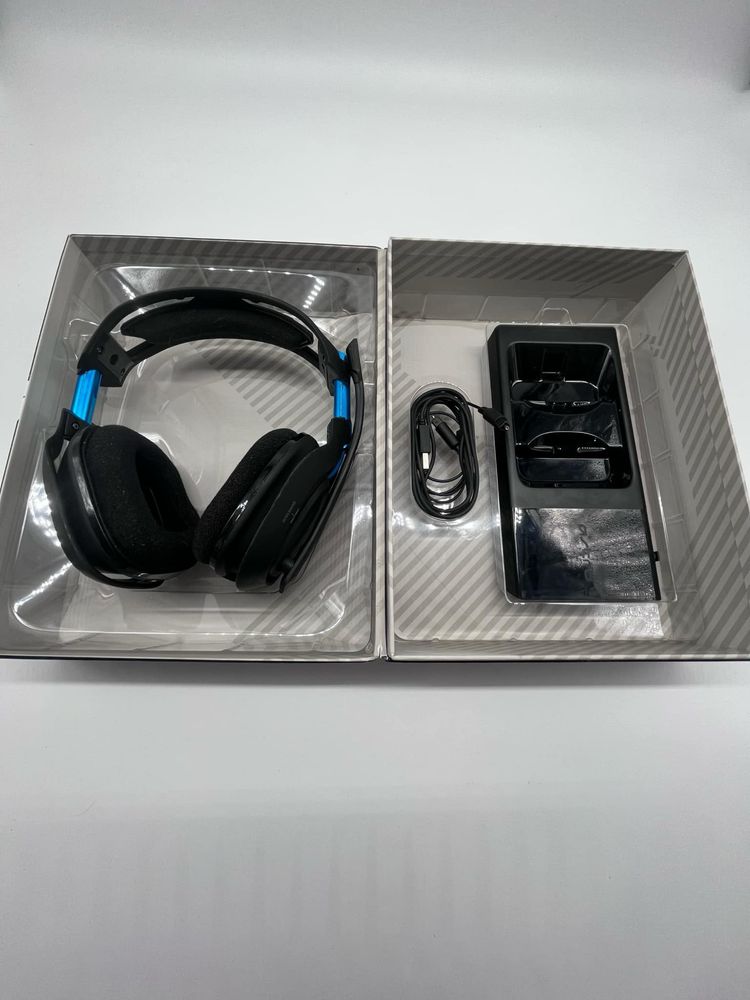 Zestaw słuchawkowy ASTRO A50 gen.3 Słuchakwi gamingowe PS4/PC