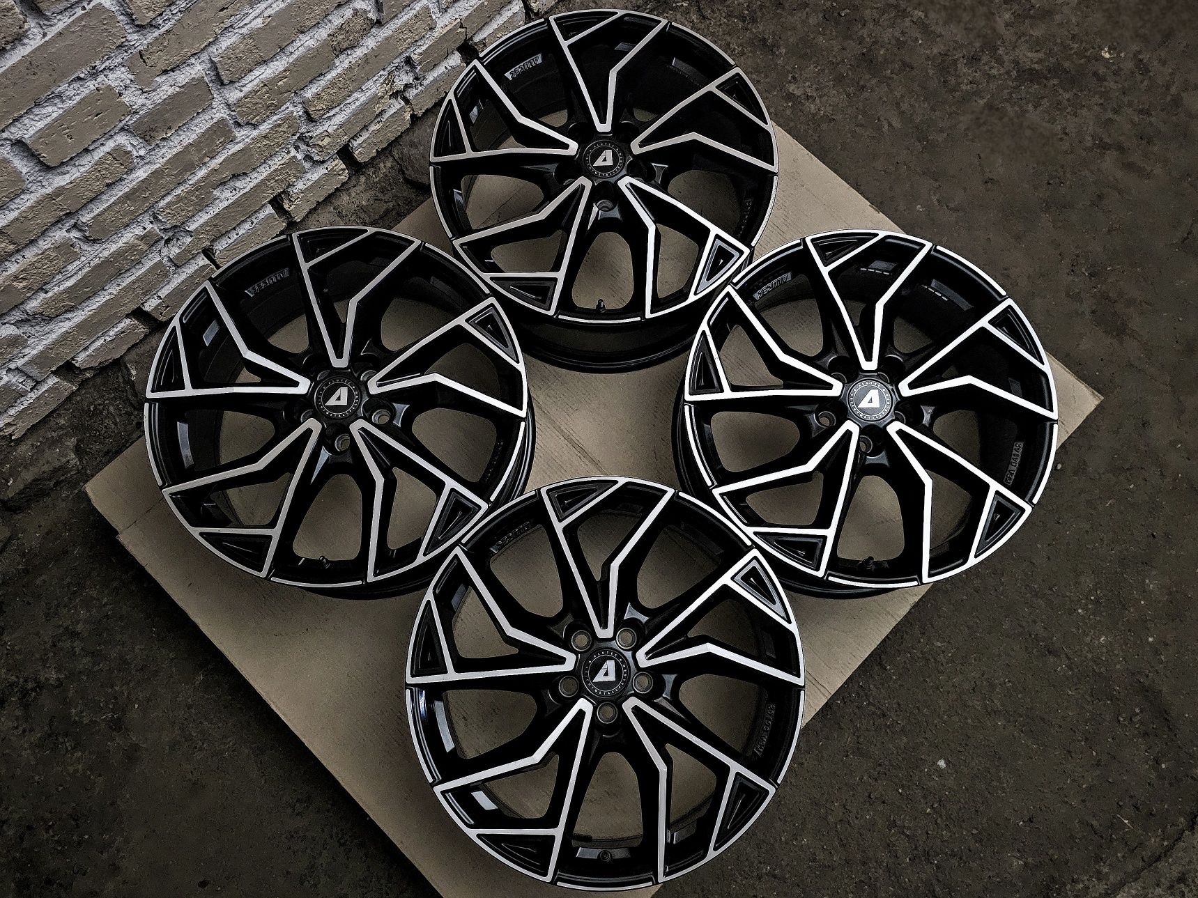 Нові R18 5x100 | Original | Germany | Преміум диски | Subaru/Toyota/VW