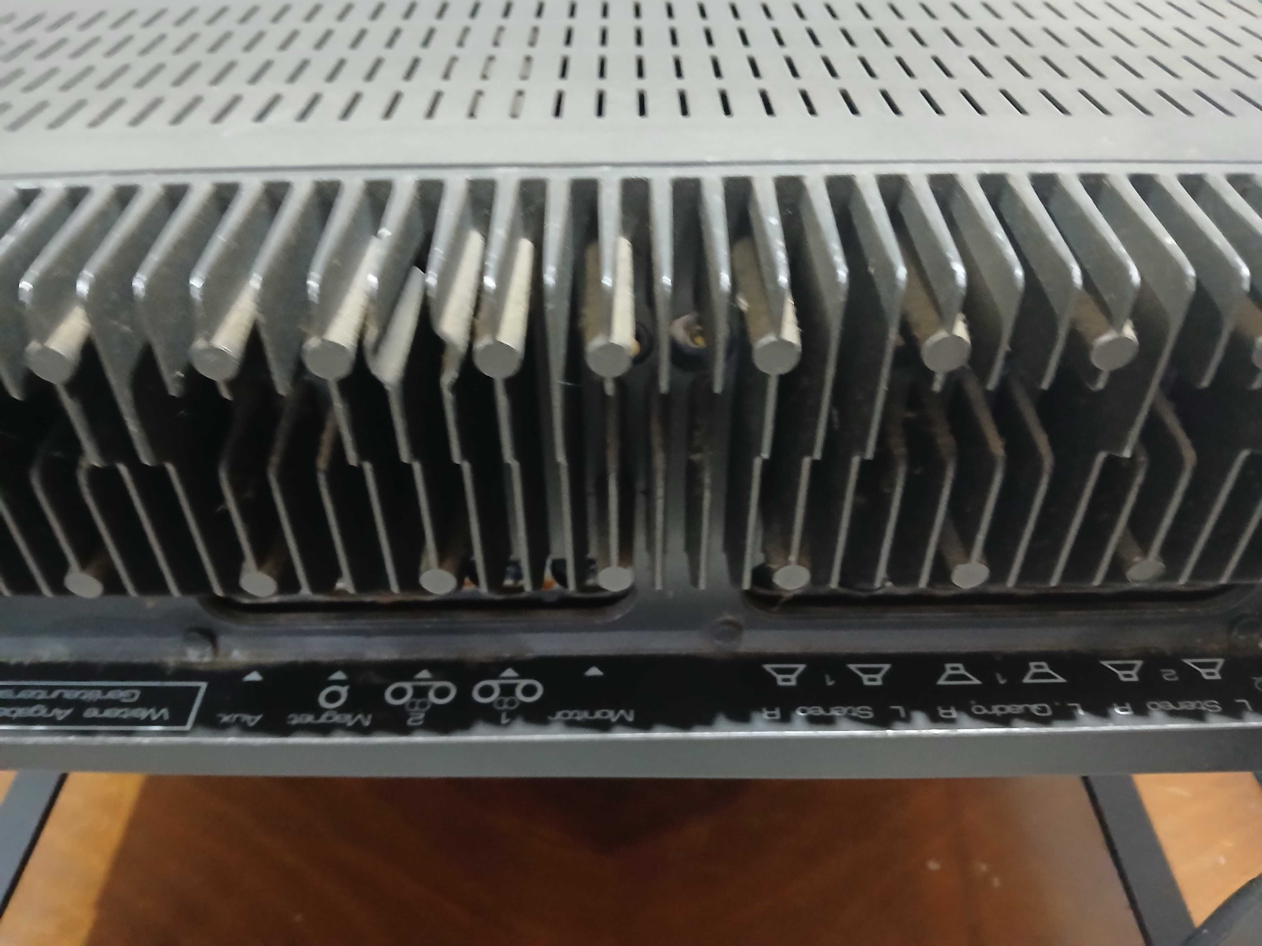 Amplituner Saba 9241 Quadro digital 4-16 Ohm.