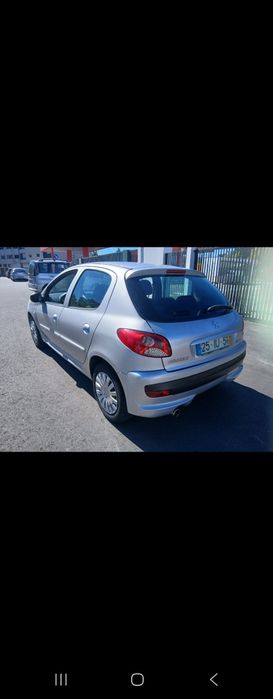 Peugeot 206+ 2010 nacional 150.000 km