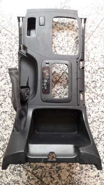 Plásticos interior Toyota Land Cruiser D4D