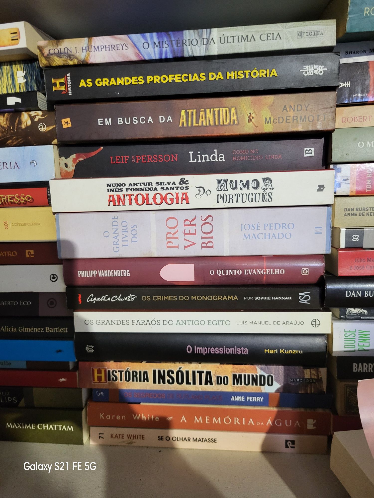 Milhares de livros