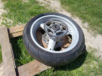Koło tył tylnie Suzuki SV 650 SV650 zębatka tarcza hamulcowa