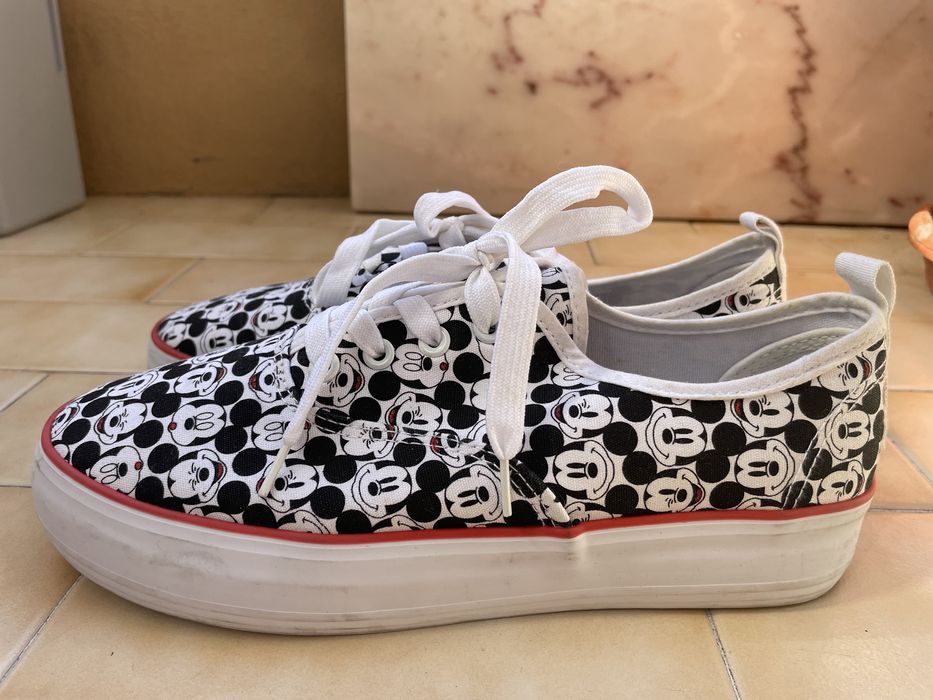 Sapatilhas Primark Disney
