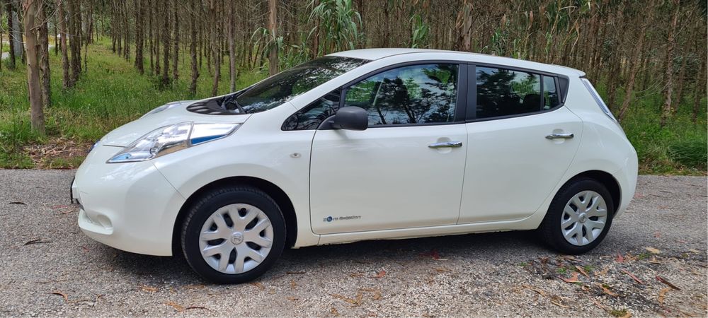 Nissan leaf visia 30