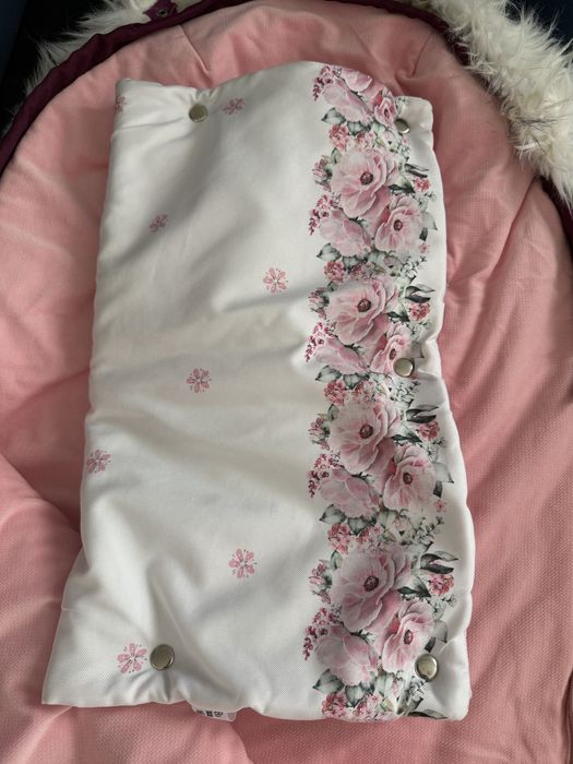 Śpiworek do wózka + mufka na ręce