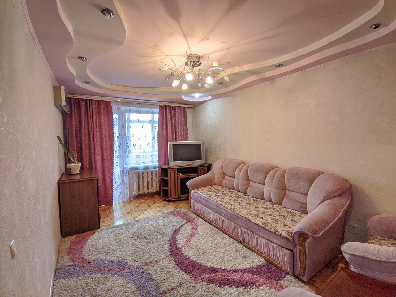 Продам 2 к.кв-ру на Космосе ул. Европеская3/5 ,,бабочка,,