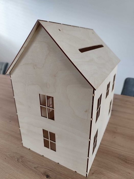 Drewniany domek na koperty ślubne / Pudełko na koperty ślubne